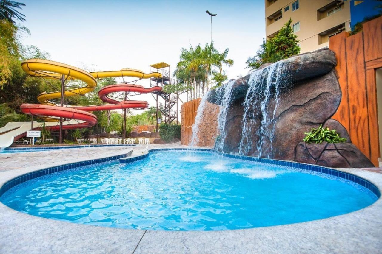 Golden Dolphin Apartment